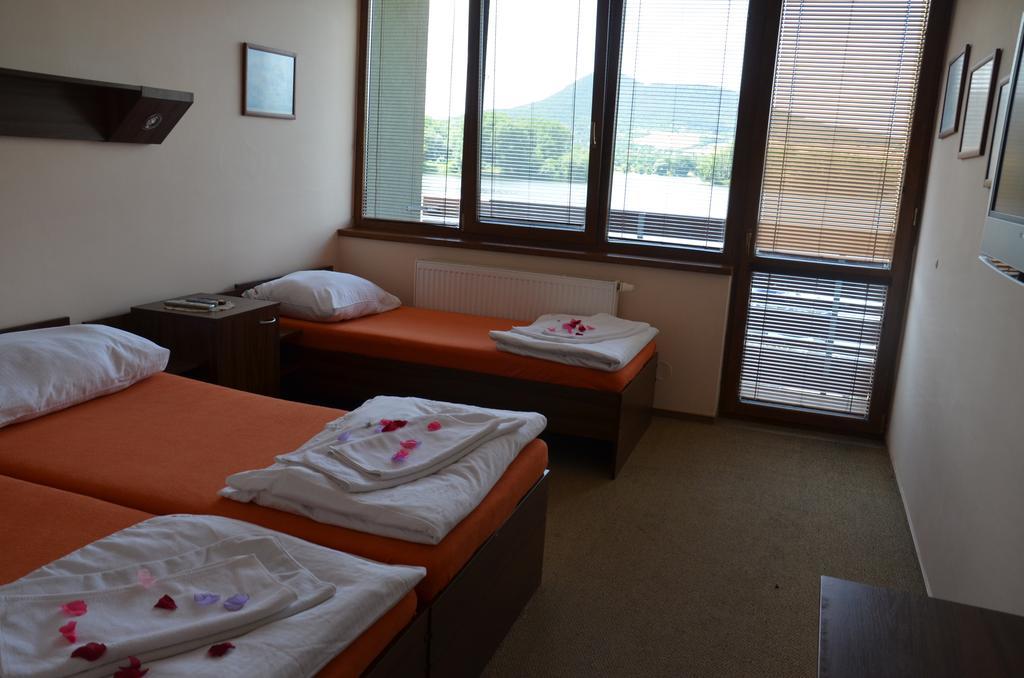 Resort Marina Labe Lovosice Quarto foto